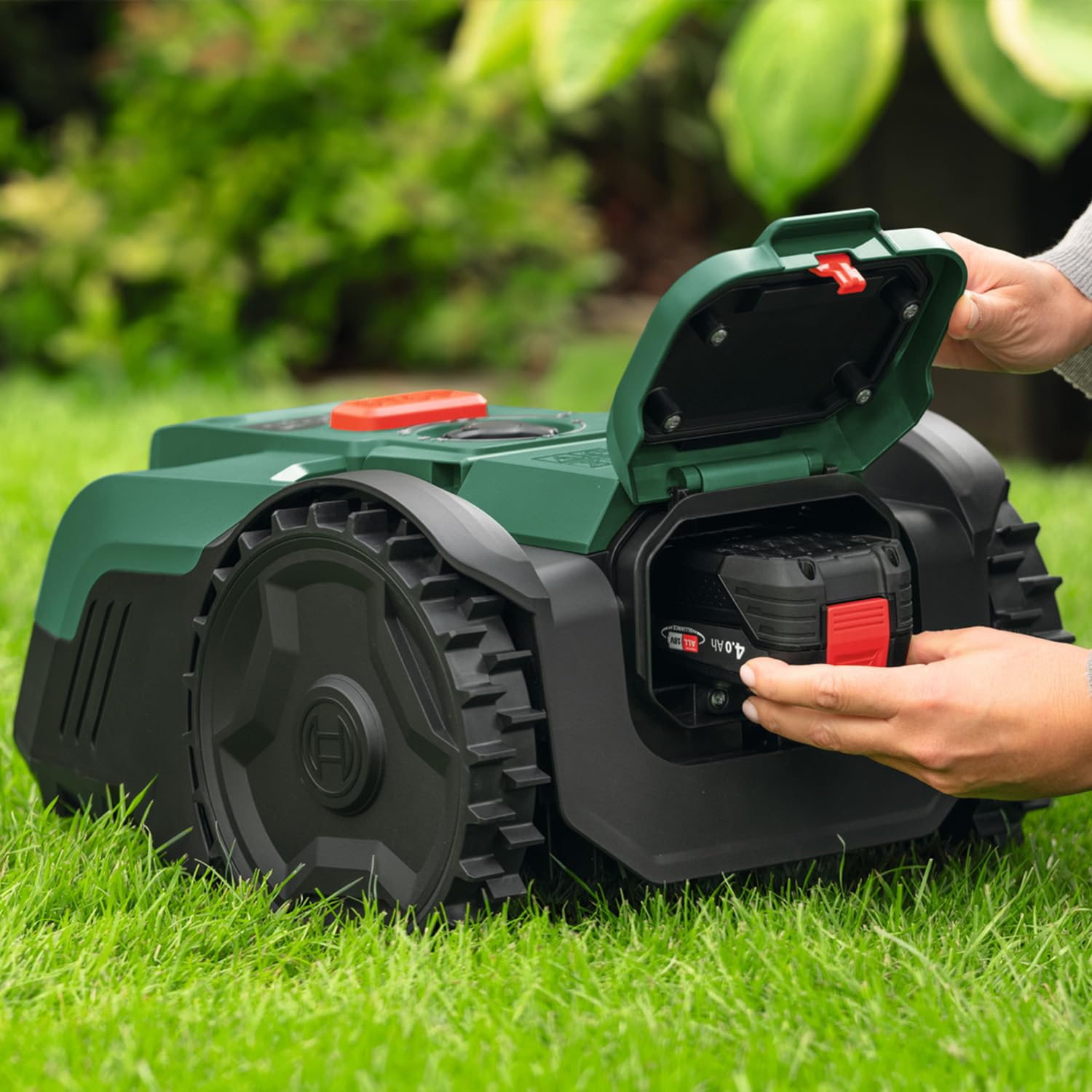 Bosch Akku-Mähroboter VISIMOW18V-100 (für Rasenflächen bis 100 m², Schnittbreite: 16 cm, Schnitthöhe: 20-60 mm, ohne Akku)